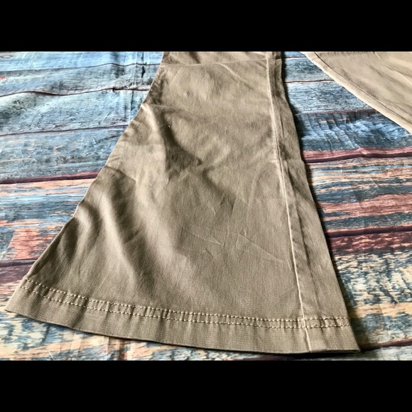 Three Seasons Small khaki maternity Pants - Picture 4 of 8